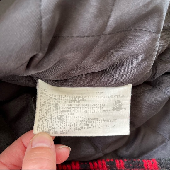 Woolrich Vintage Aztec Patterned Vest - Picture 5 of 9